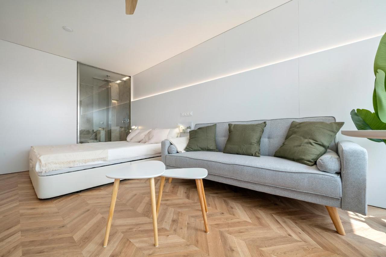 Hauzify I Loft Ancora Apartment *